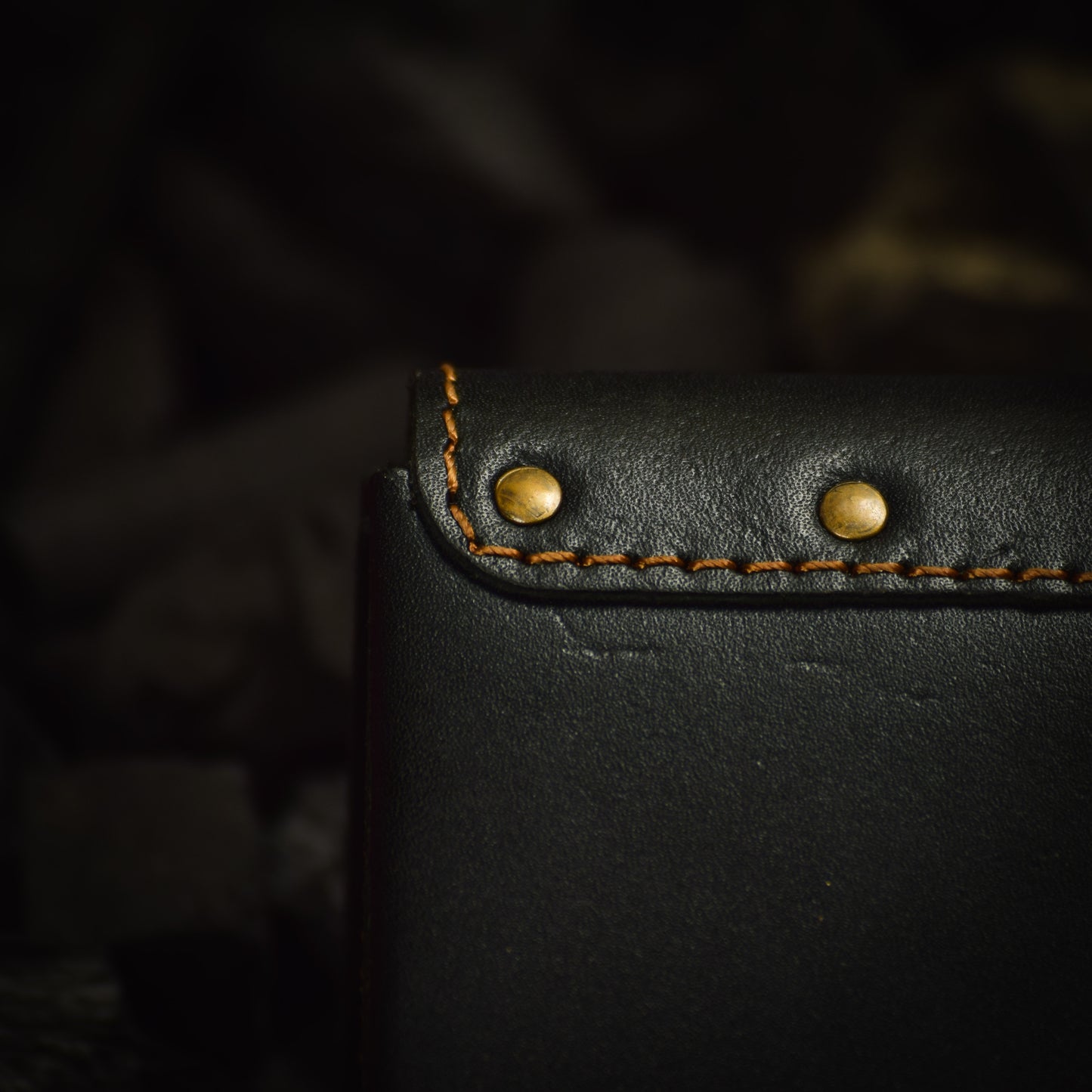 leather card holder