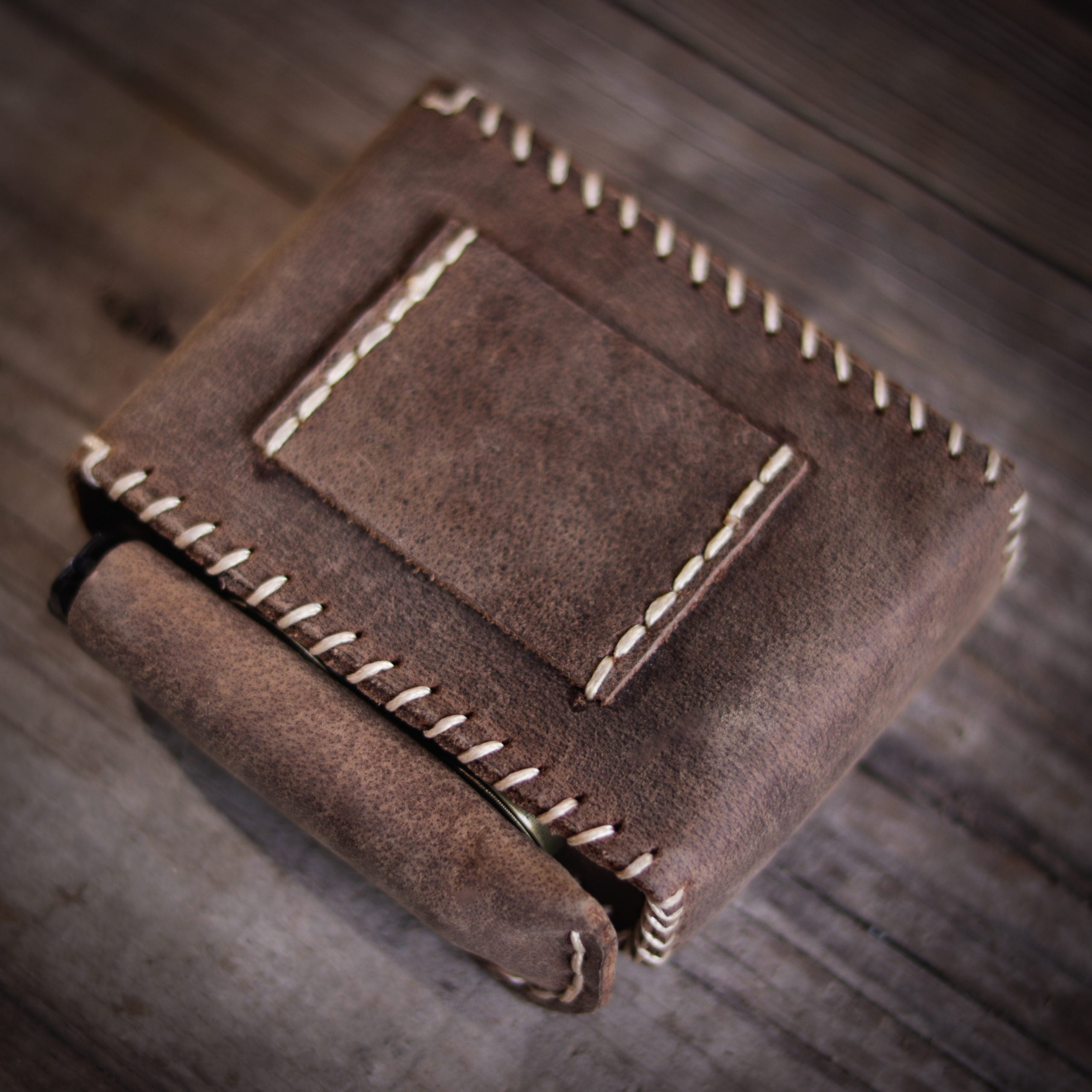GlidingGear's Tobacco Brown Leather Cigarette Case – GlidingGear Company